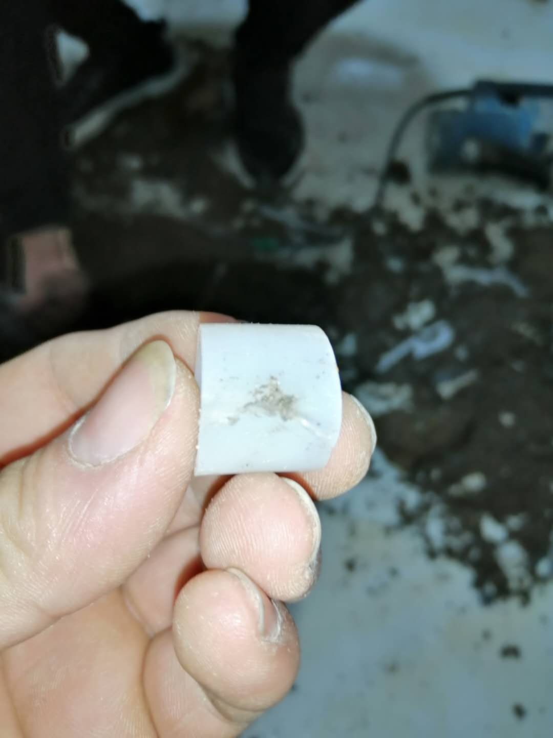 丹阳家里地暖漏水了怎么办？